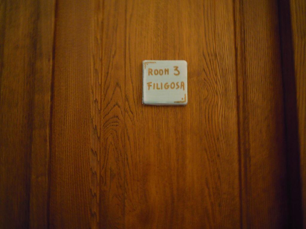 Casa Castori Panzió Macomer Szoba fotó