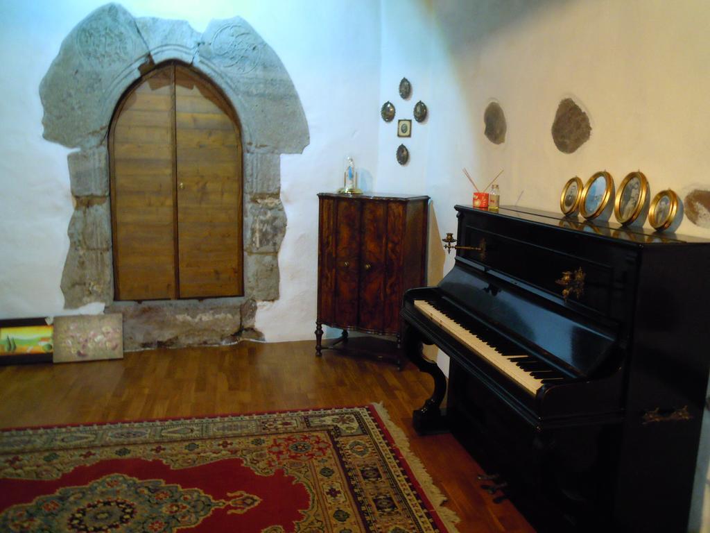 Casa Castori Panzió Macomer Kültér fotó