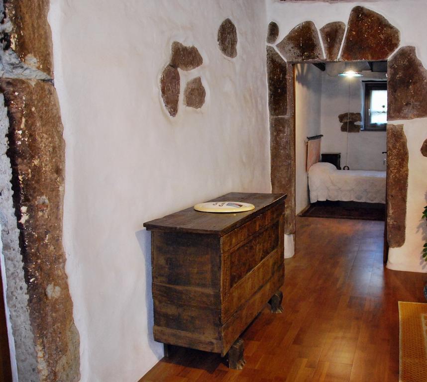 Casa Castori Panzió Macomer Szoba fotó