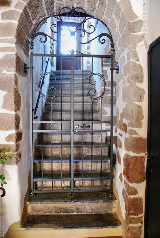 Casa Castori Panzió Macomer Kültér fotó
